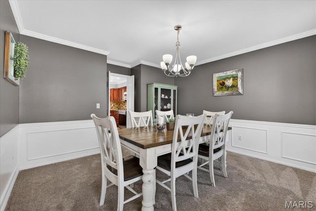 927 Baintree Lane, Ballwin, MO 63011