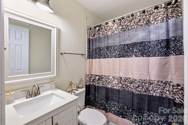 131 Midwood Lane, Belmont, NC 28012