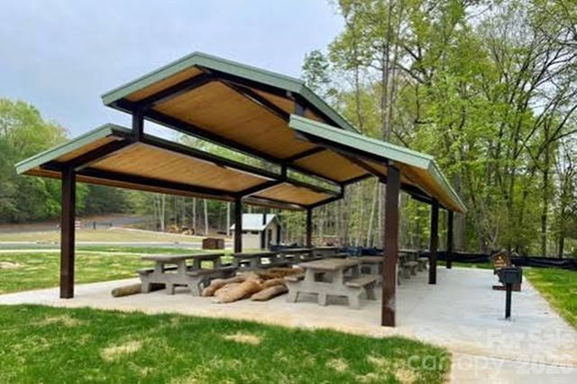 131 Midwood Lane, Belmont, NC 28012