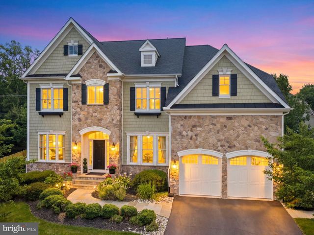 6189 ADELINE CT, Mclean, VA 22101