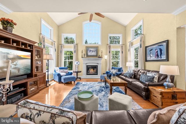 6189 ADELINE CT, Mclean, VA 22101