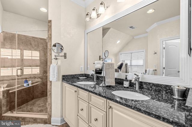 6189 ADELINE CT, Mclean, VA 22101