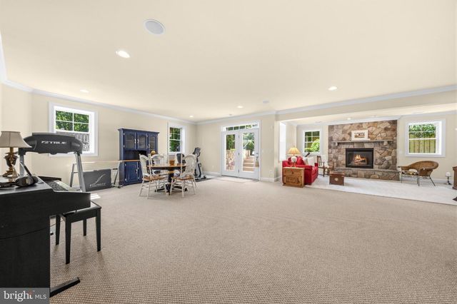 6189 ADELINE CT, Mclean, VA 22101