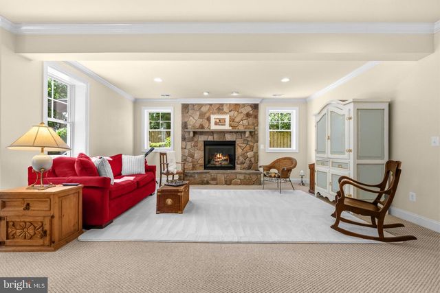 6189 ADELINE CT, Mclean, VA 22101