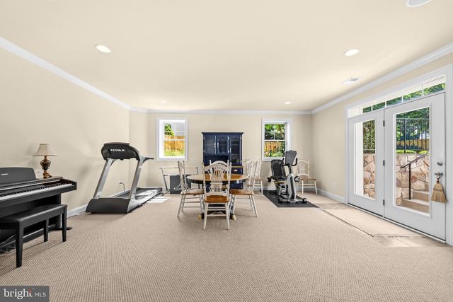 6189 ADELINE CT, Mclean, VA 22101