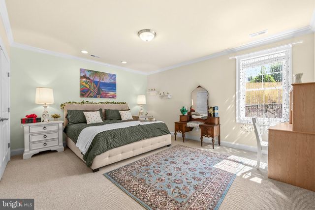 6189 ADELINE CT, Mclean, VA 22101