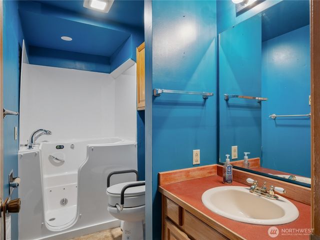8307 188th Street Ct E, Puyallup, WA 98375