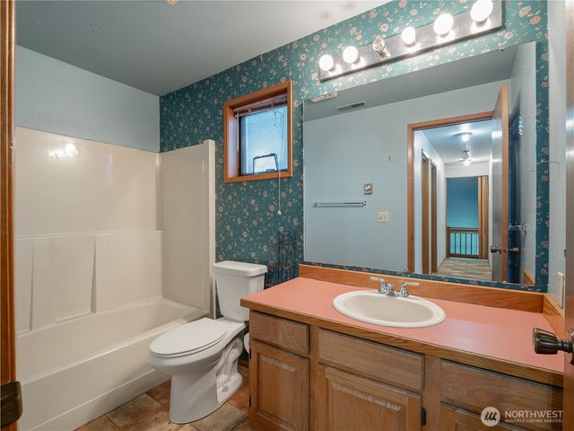 8307 188th Street Ct E, Puyallup, WA 98375