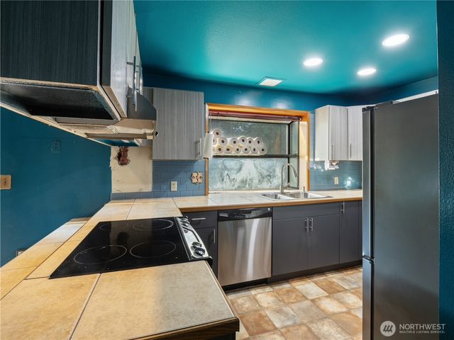 8307 188th Street Ct E, Puyallup, WA 98375