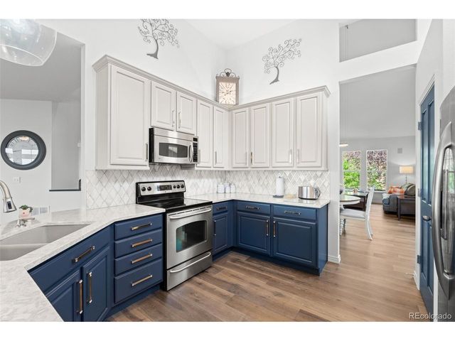 7161 S Langdale Ct, Aurora, CO 80016