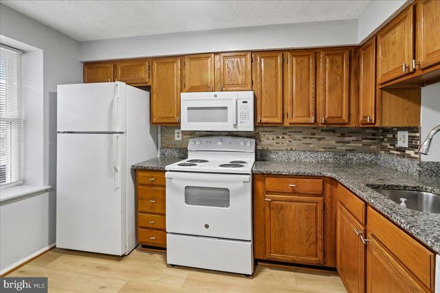 2839 SHEPPERTON TER, Silver Spring, MD 20904