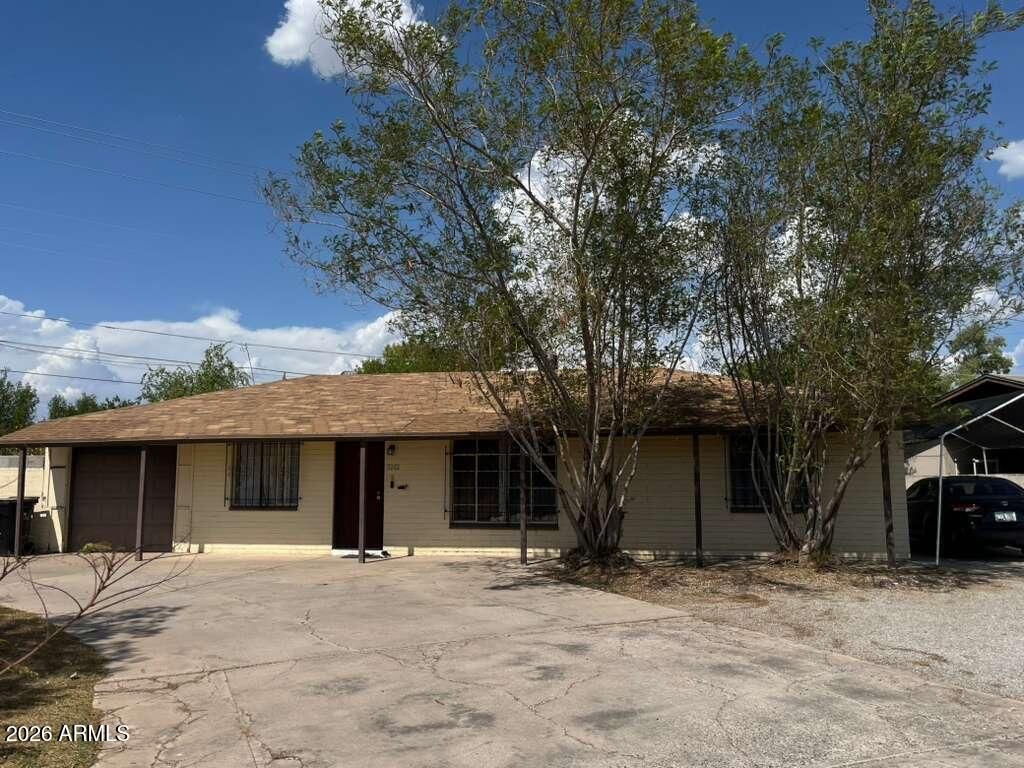 3242 W SELLS Drive, Phoenix, AZ 85017 — exterior