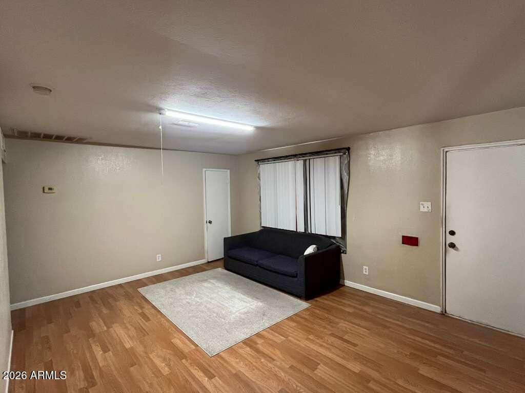 3242 W SELLS Drive, Phoenix, AZ 85017 — photo 4
