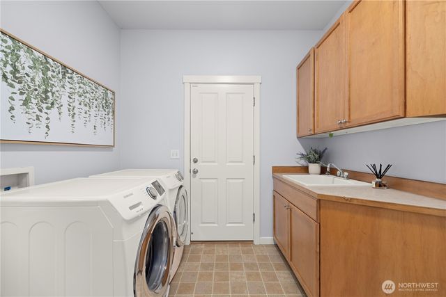 11727 165th Place NE, Redmond, WA 98052