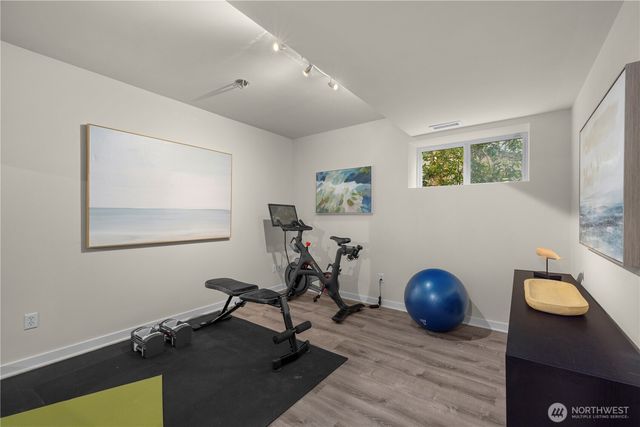 11727 165th Place NE, Redmond, WA 98052