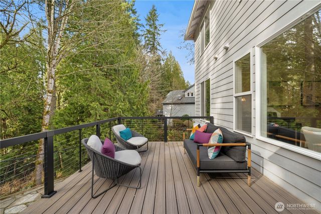 11727 165th Place NE, Redmond, WA 98052