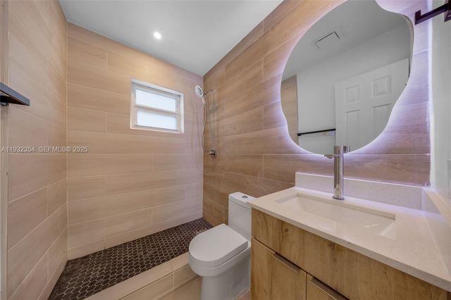 5195 NE 18th Ave 1, Fort Lauderdale, FL 33334