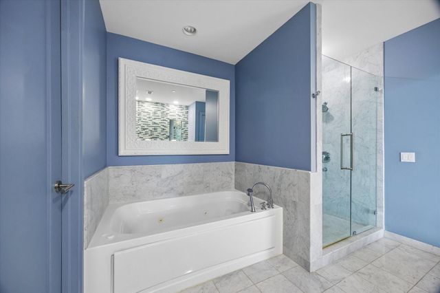 5005 Hidalgo Street 603, Houston, TX 77056
