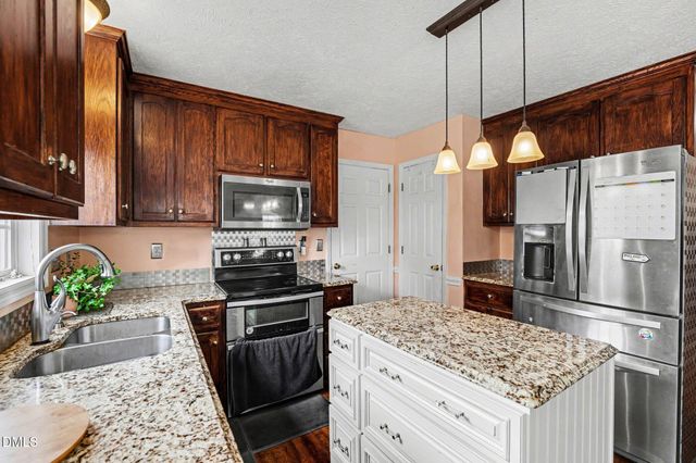 3427 Lancers Drive, Fayetteville, NC 28306