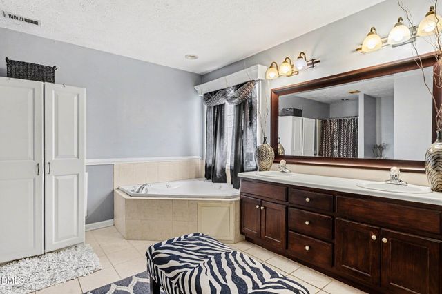 3427 Lancers Drive, Fayetteville, NC 28306