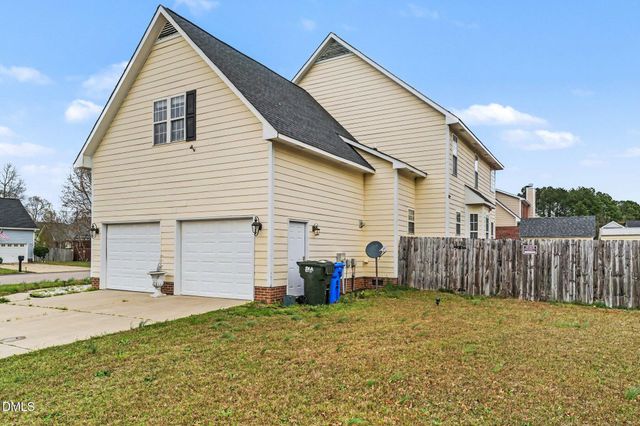 3427 Lancers Drive, Fayetteville, NC 28306