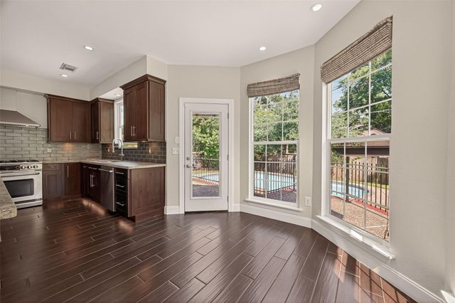 6131 Hampton Way Court, Spring, TX 77389