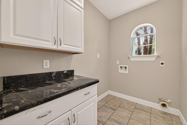 6131 Hampton Way Court, Spring, TX 77389