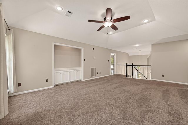 6131 Hampton Way Court, Spring, TX 77389
