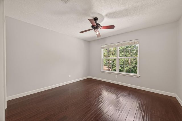 6131 Hampton Way Court, Spring, TX 77389