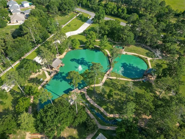 6131 Hampton Way Court, Spring, TX 77389