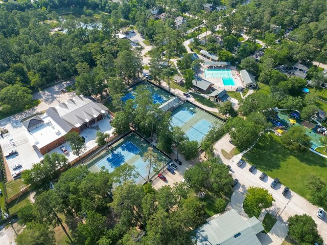 6131 Hampton Way Court, Spring, TX 77389
