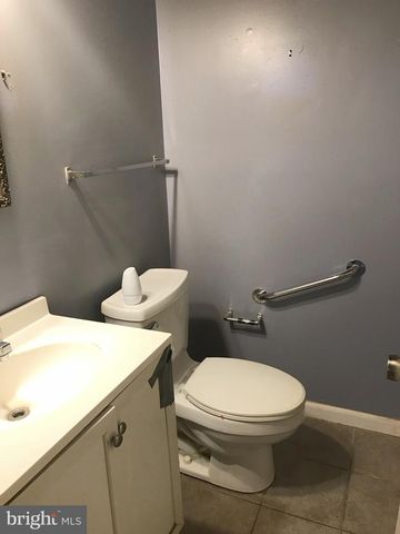 1688 BLUE JAY LN, Cherry Hill, NJ 08003