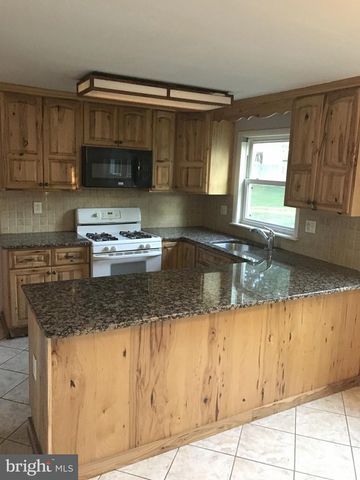 1688 BLUE JAY LN, Cherry Hill, NJ 08003