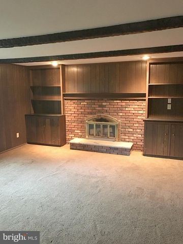 1688 BLUE JAY LN, Cherry Hill, NJ 08003