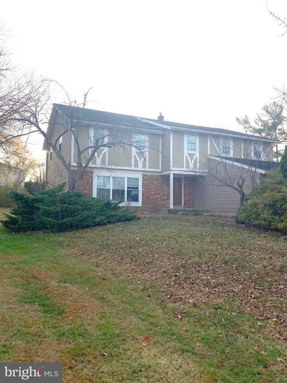 1688 BLUE JAY LN, Cherry Hill, NJ 08003