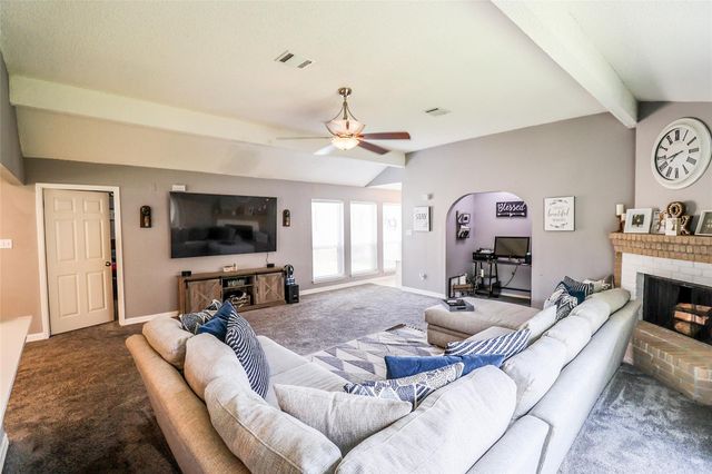 4110 Summit Valley Drive, Houston, TX 77082