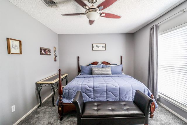 4110 Summit Valley Drive, Houston, TX 77082