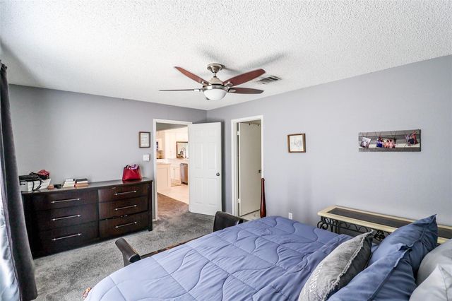 4110 Summit Valley Drive, Houston, TX 77082