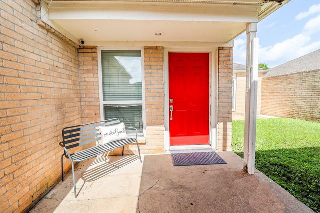 4110 Summit Valley Drive, Houston, TX 77082