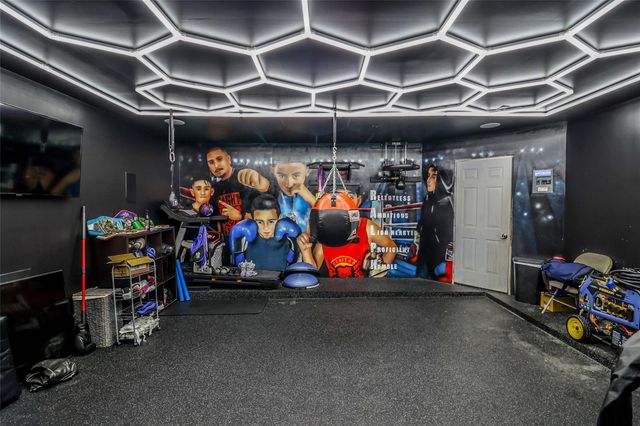 4110 Summit Valley Drive, Houston, TX 77082