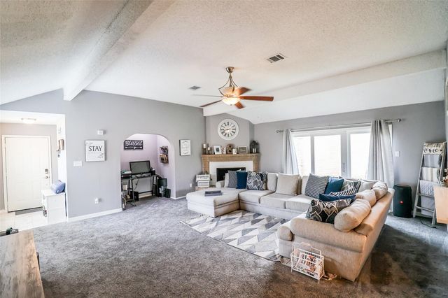 4110 Summit Valley Drive, Houston, TX 77082