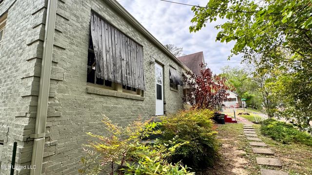 1202 Fortification Street, 1-2, Jackson, MS 39202