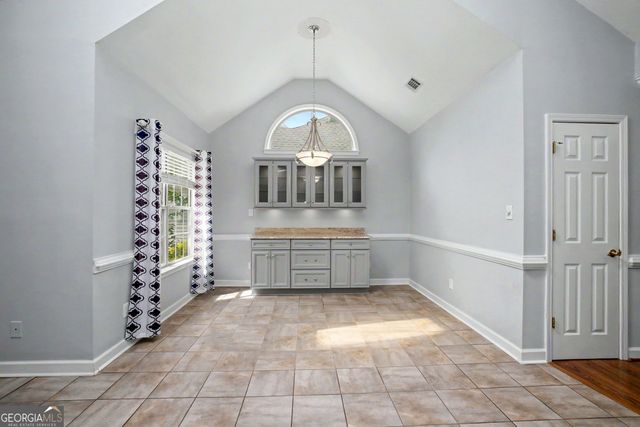 255 Fairway Court, Newnan, GA 30265