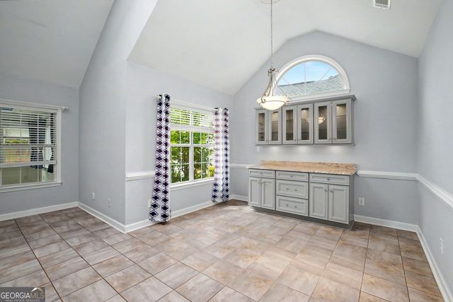 255 Fairway Court, Newnan, GA 30265