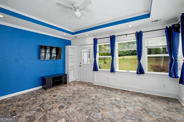 255 Fairway Court, Newnan, GA 30265