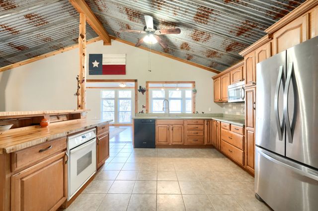 64 Elm Drive, Pottsboro, TX 75076