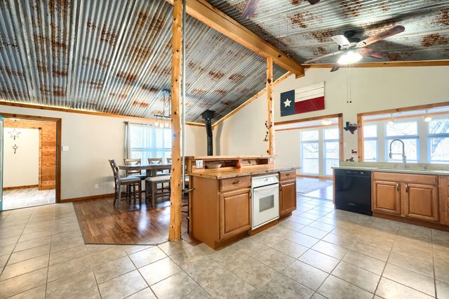 64 Elm Drive, Pottsboro, TX 75076