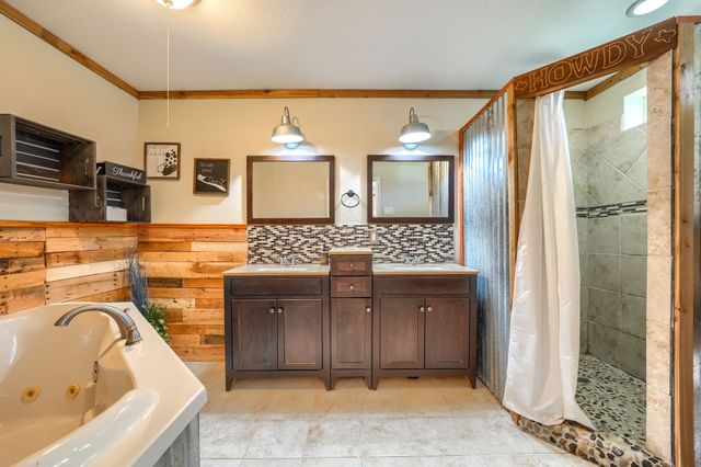 64 Elm Drive, Pottsboro, TX 75076