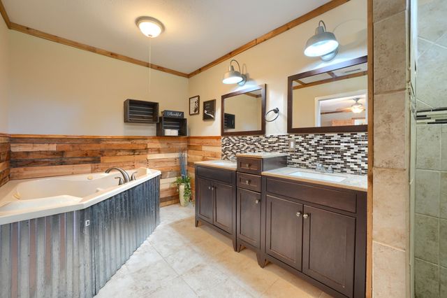 64 Elm Drive, Pottsboro, TX 75076