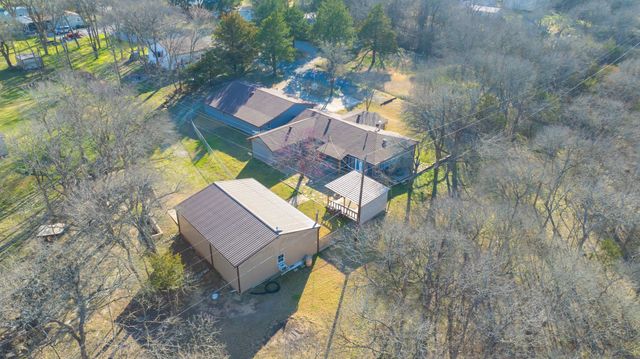 64 Elm Drive, Pottsboro, TX 75076